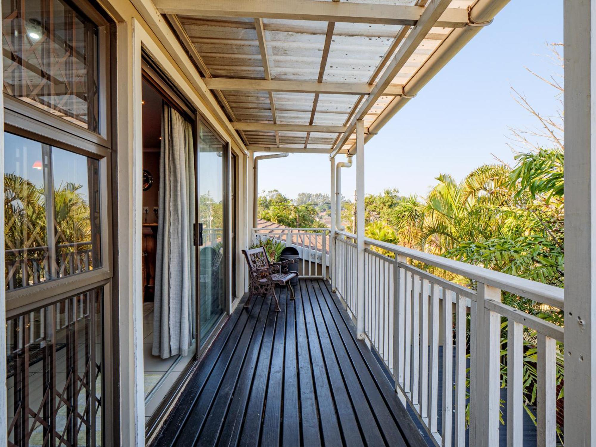 Carrington Guest House เดอร์บัน ภายนอก รูปภาพ